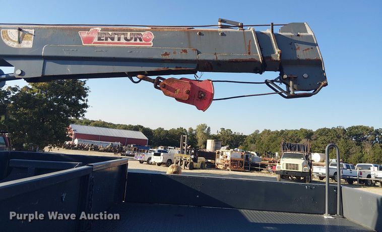 image for item DJ7829 2013 International 4300 crane truck