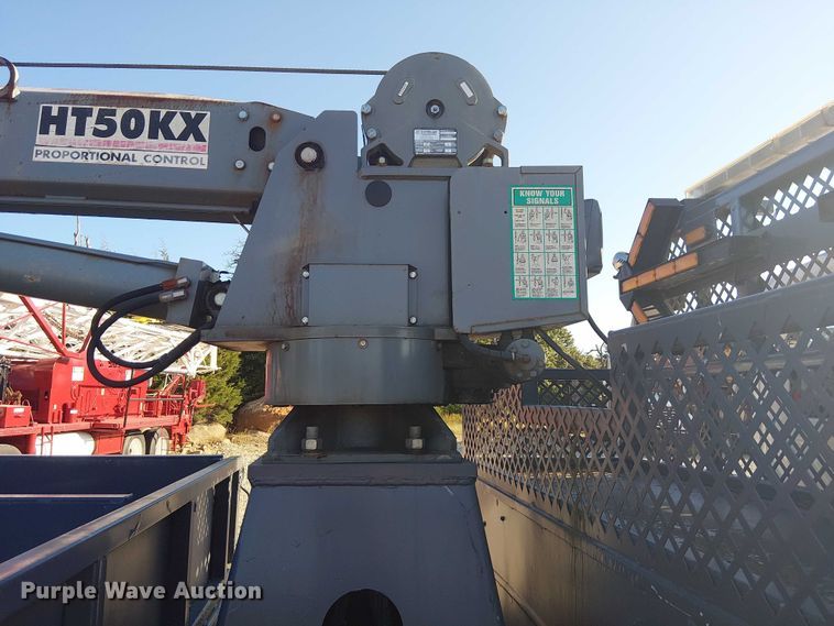 image for item DJ7829 2013 International 4300 crane truck