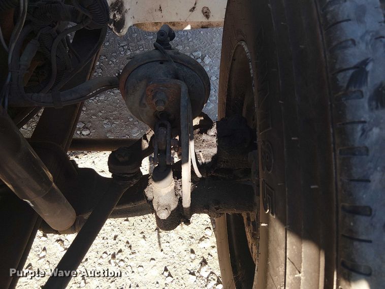 image for item DJ7829 2013 International 4300 crane truck