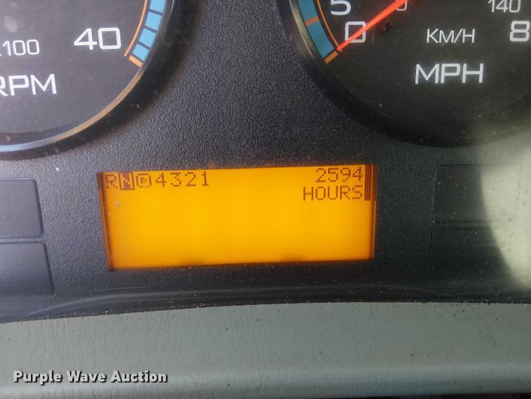 image for item DJ7829 2013 International 4300 crane truck