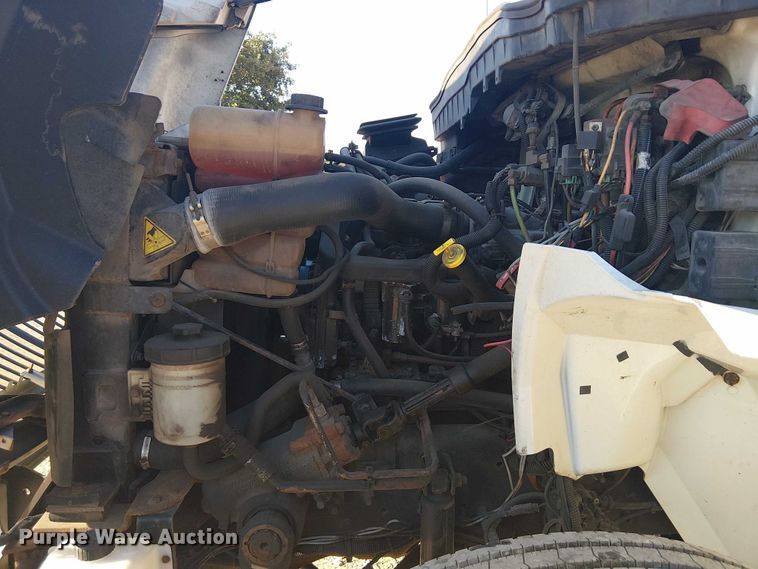 image for item DJ7829 2013 International 4300 crane truck