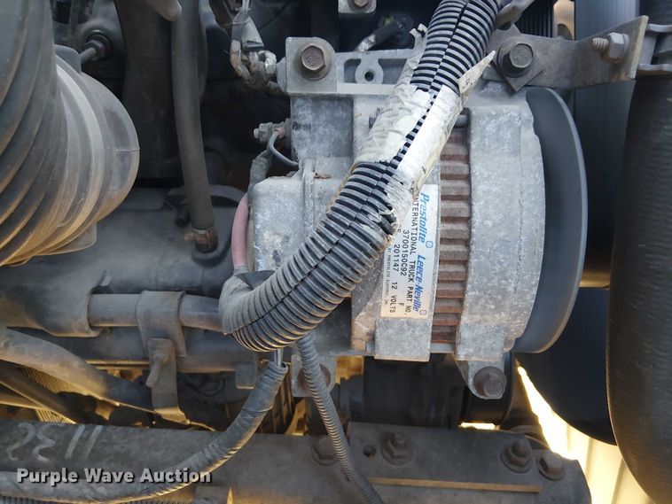 image for item DJ7829 2013 International 4300 crane truck