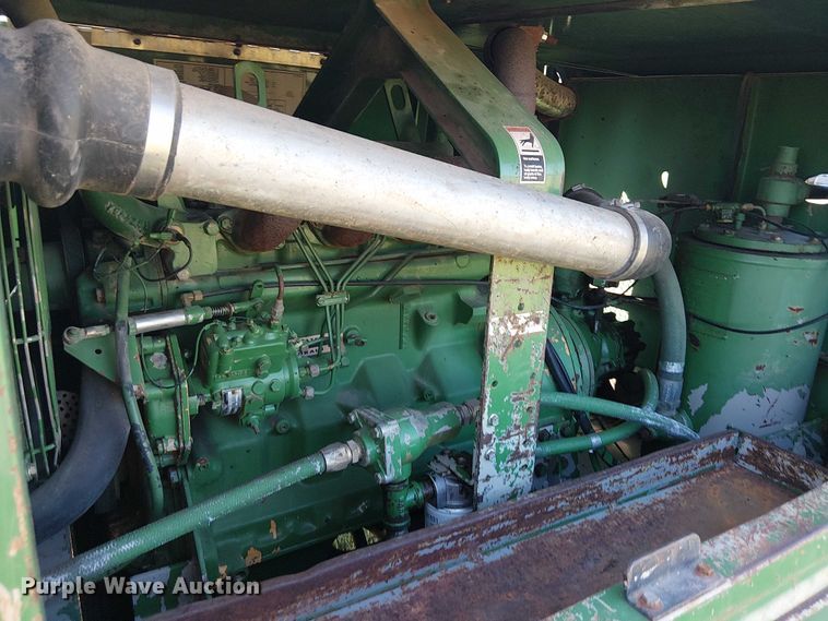 image for item DJ7834 Sullair 185Q air compressor