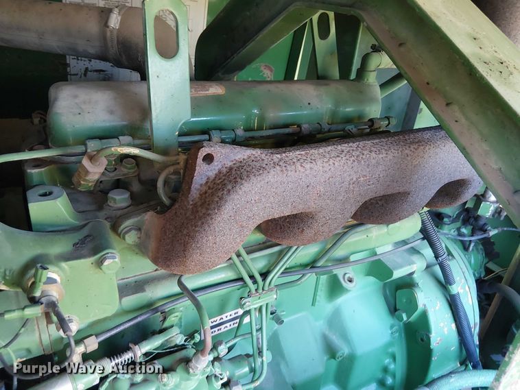 image for item DJ7834 Sullair 185Q air compressor