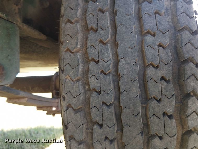 image for item DJ7834 Sullair 185Q air compressor