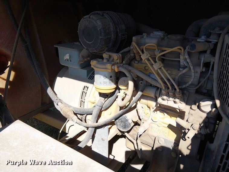 image for item DJ7836 Warren Power Systems WCW84MH light plant