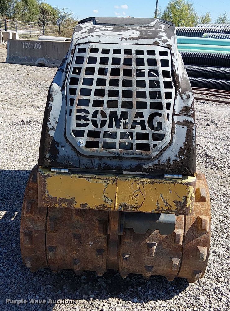 image for item DJ7846 2015 Bomag BMP8500 trench compactor