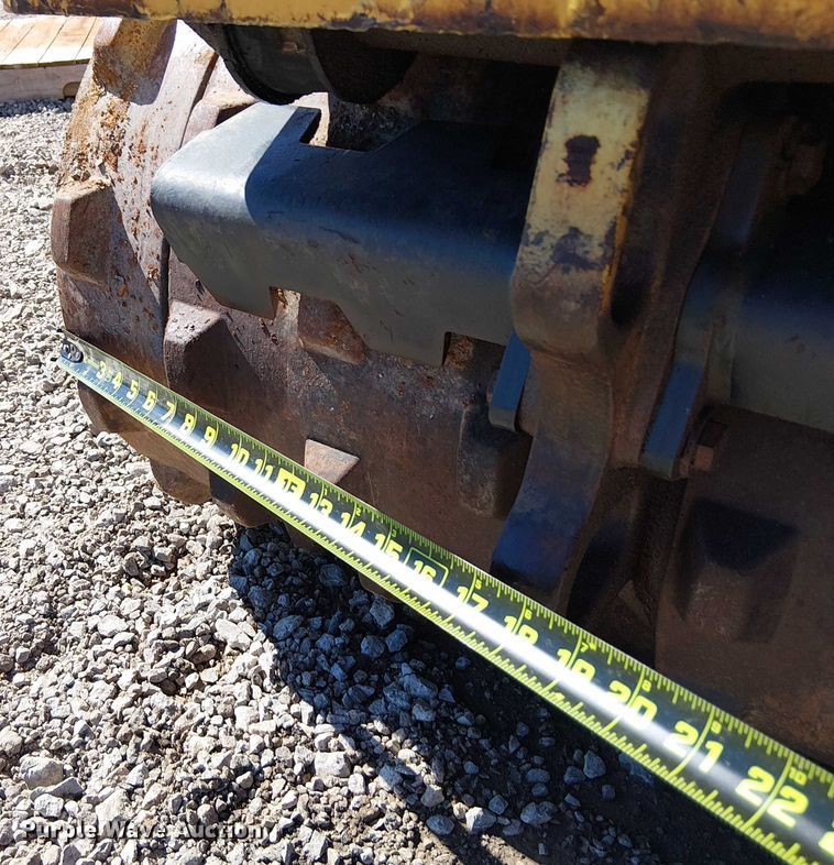 image for item DJ7846 2015 Bomag BMP8500 trench compactor