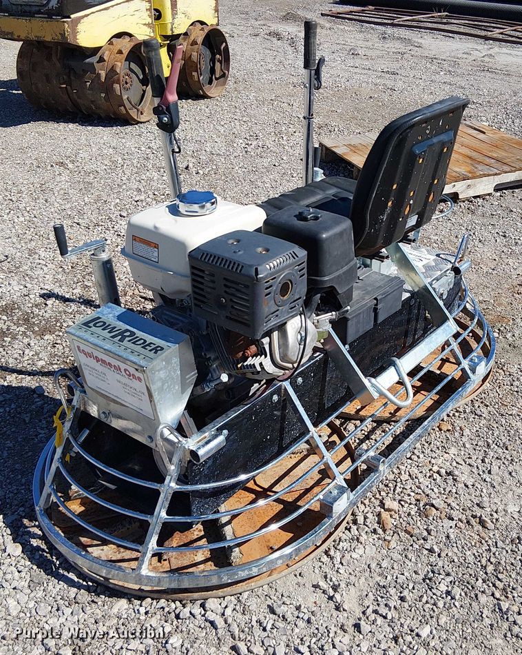 image for item DJ7847 LowRider power trowel