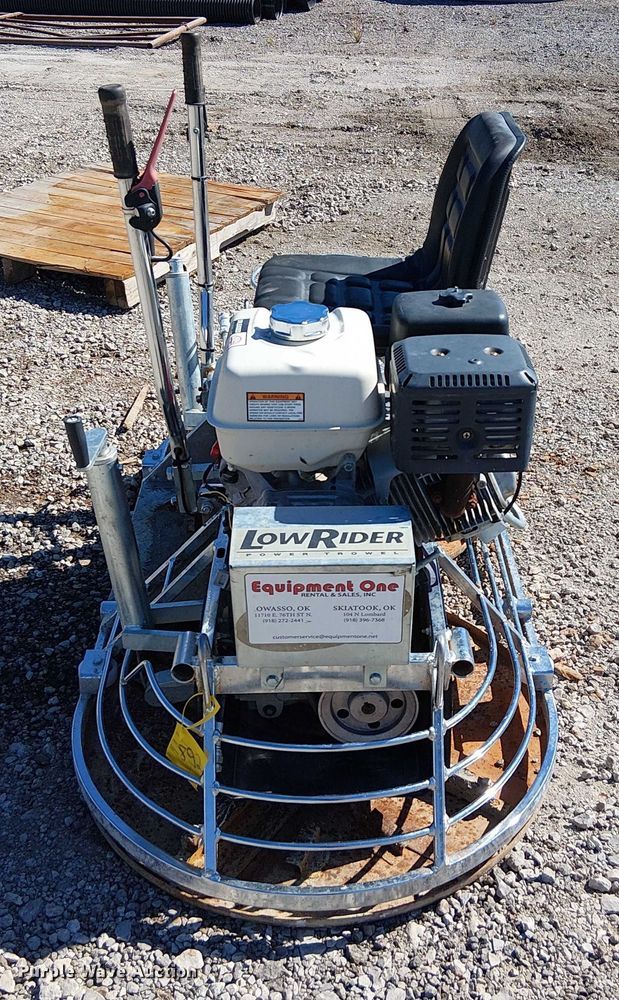 image for item DJ7847 LowRider power trowel