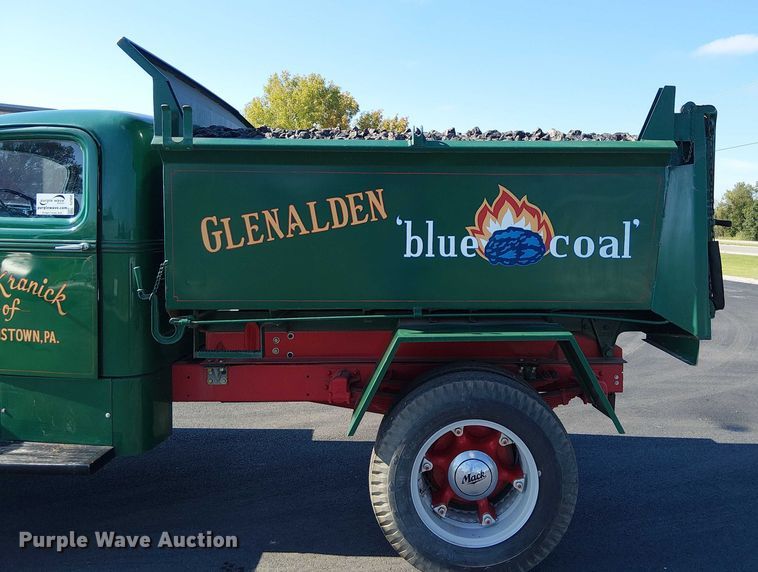 image for item DJ7858 1938 Mack EE dump truck