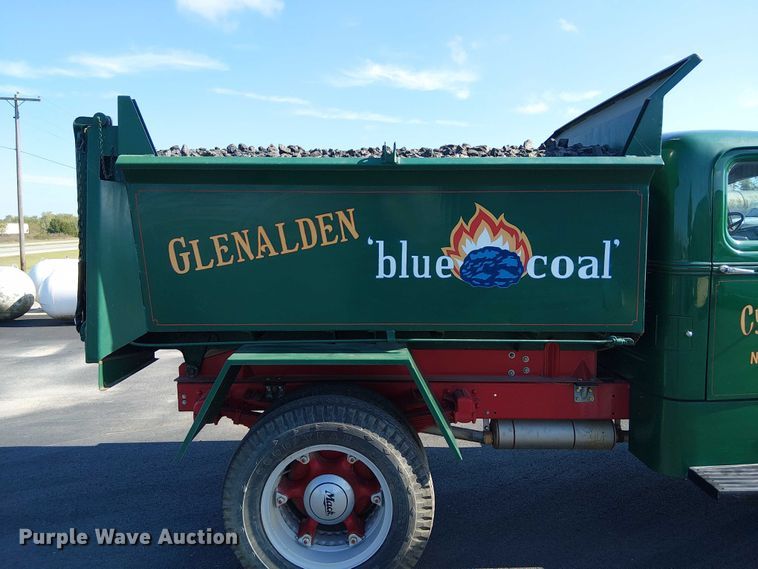 image for item DJ7858 1938 Mack EE dump truck