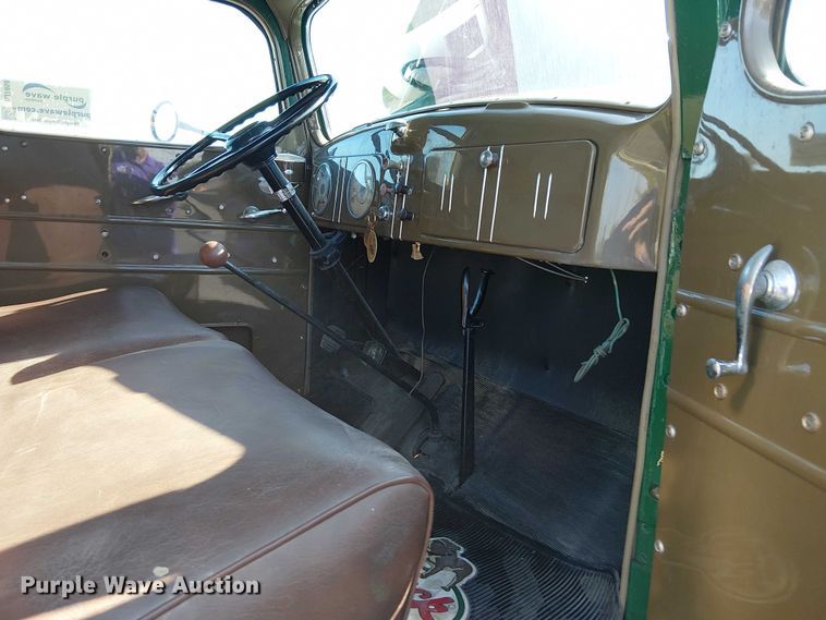 image for item DJ7858 1938 Mack EE dump truck