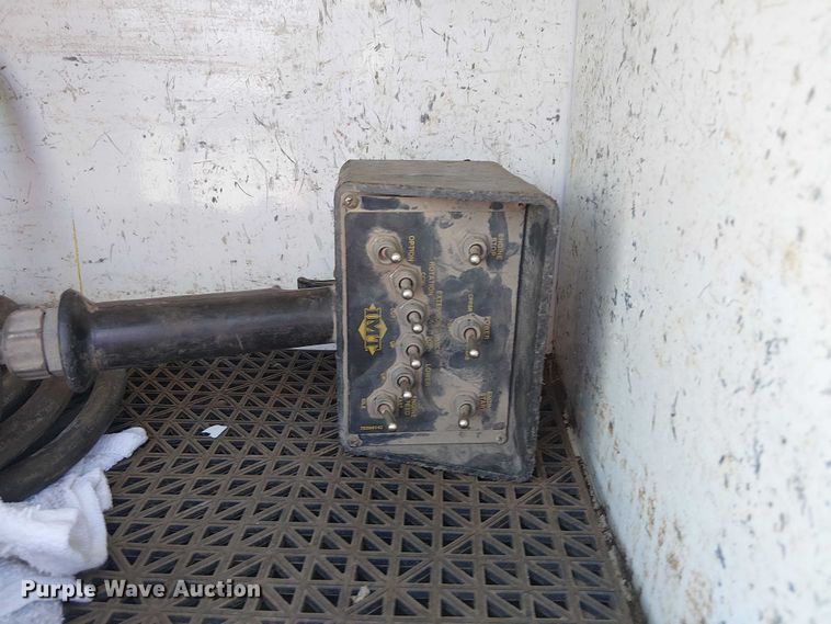 image for item DJ7863 2013 Ford F550 Super Duty utility / service truck