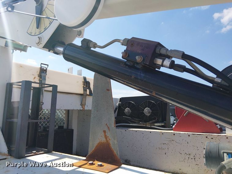 image for item DJ7863 2013 Ford F550 Super Duty utility / service truck