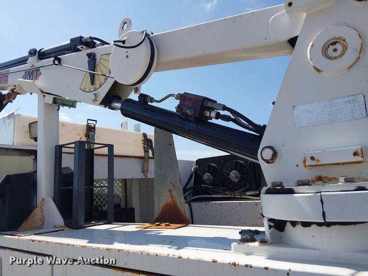 image for item DJ7863 2013 Ford F550 Super Duty utility / service truck