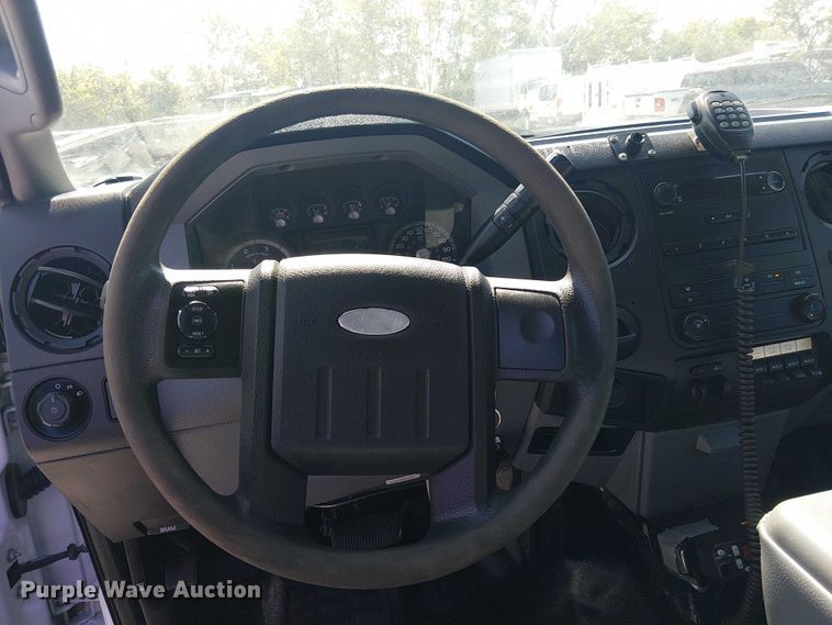 image for item DJ7863 2013 Ford F550 Super Duty utility / service truck