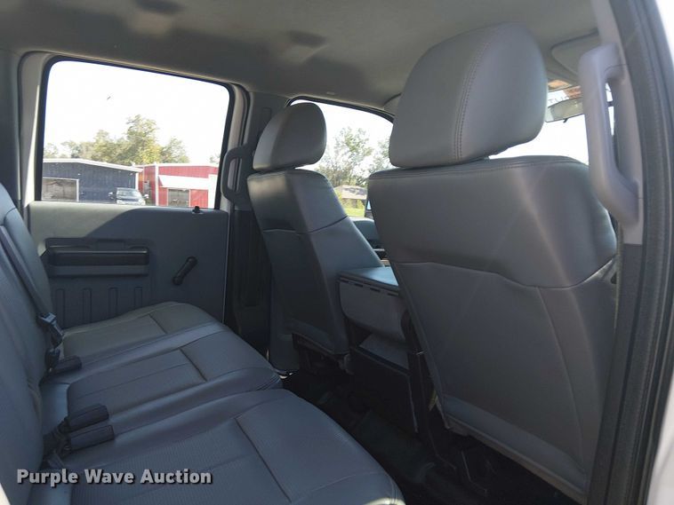 image for item DJ7863 2013 Ford F550 Super Duty utility / service truck