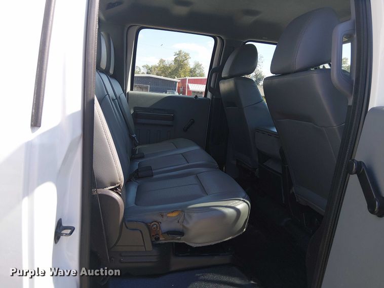 image for item DJ7863 2013 Ford F550 Super Duty utility / service truck