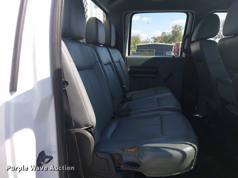 image for item DJ7863 2013 Ford F550 Super Duty utility / service truck