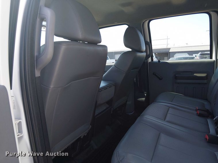 image for item DJ7863 2013 Ford F550 Super Duty utility / service truck