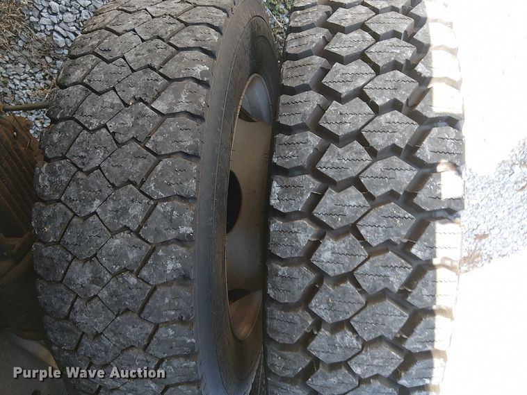 image for item DJ7863 2013 Ford F550 Super Duty utility / service truck