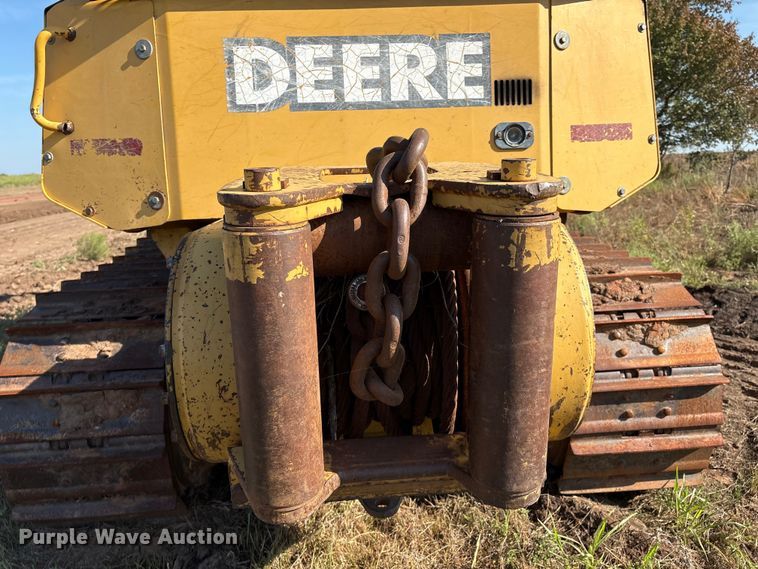image for item DO1207 2002 John Deere 700H LT dozer