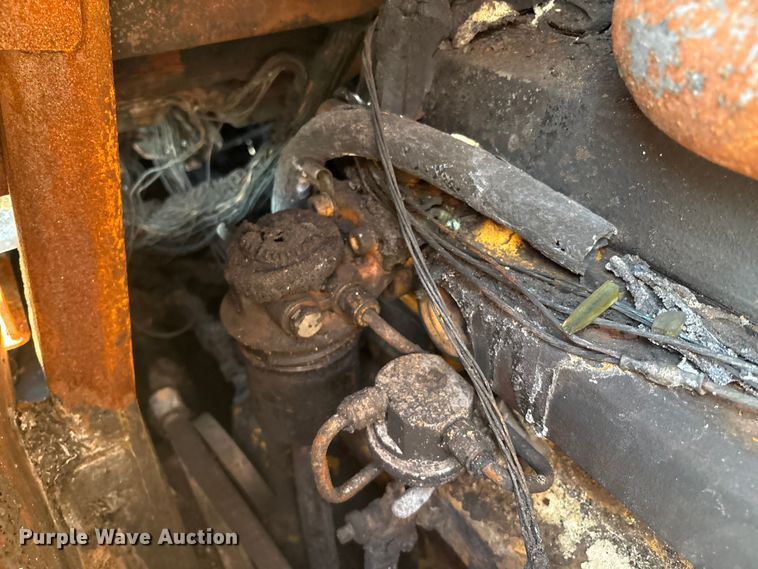 image for item DO1207 2002 John Deere 700H LT dozer