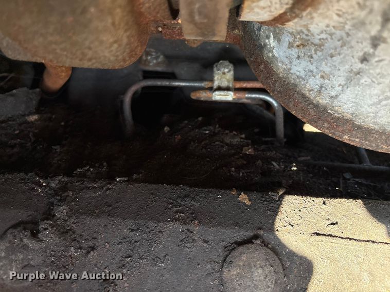 image for item DO1207 2002 John Deere 700H LT dozer