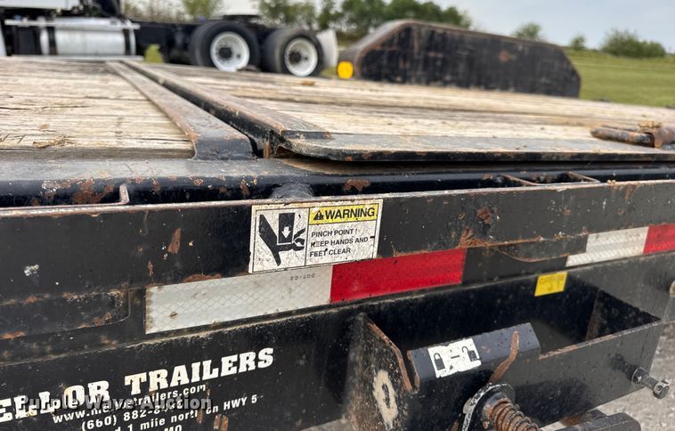 image for item DO2315 2018 Trailerman CTT7616N14 tilt deck utility trailer