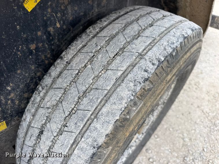 image for item DO2315 2018 Trailerman CTT7616N14 tilt deck utility trailer