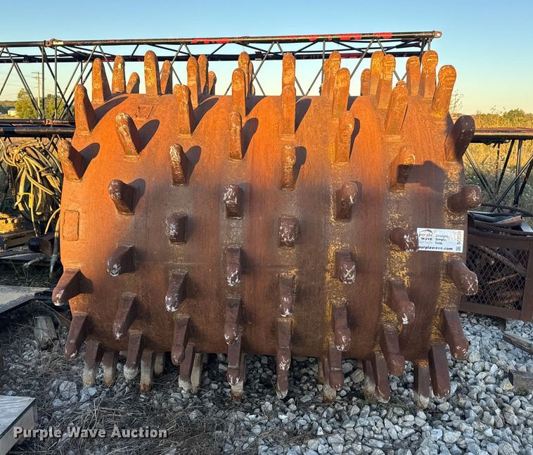 image for item DO2333 Sheepsfoot roller