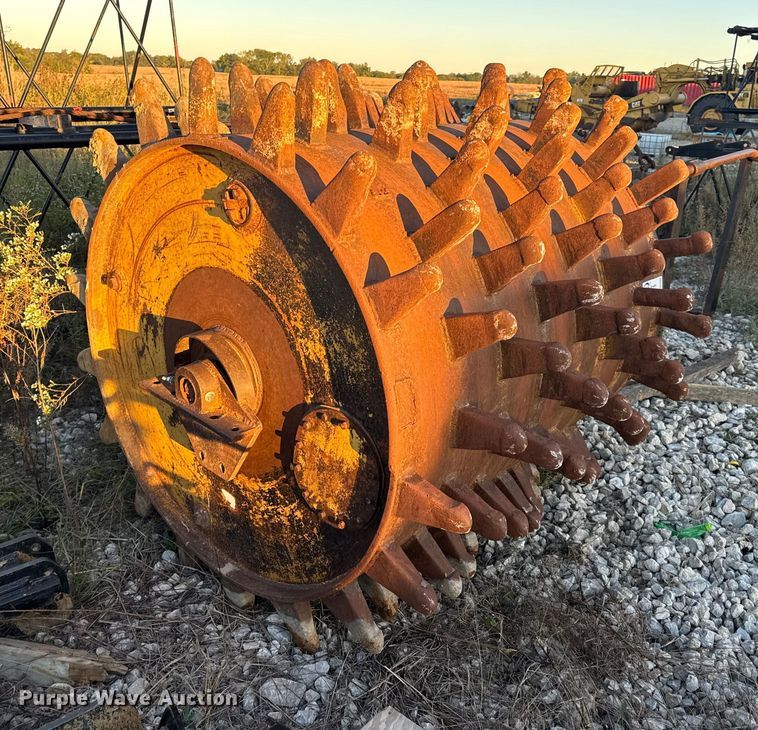 image for item DO2333 Sheepsfoot roller