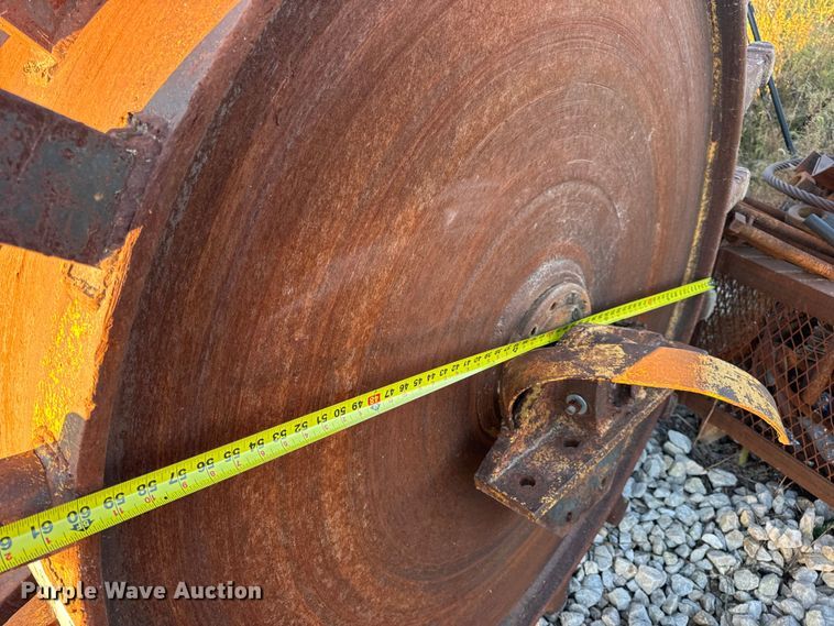 image for item DO2333 Sheepsfoot roller