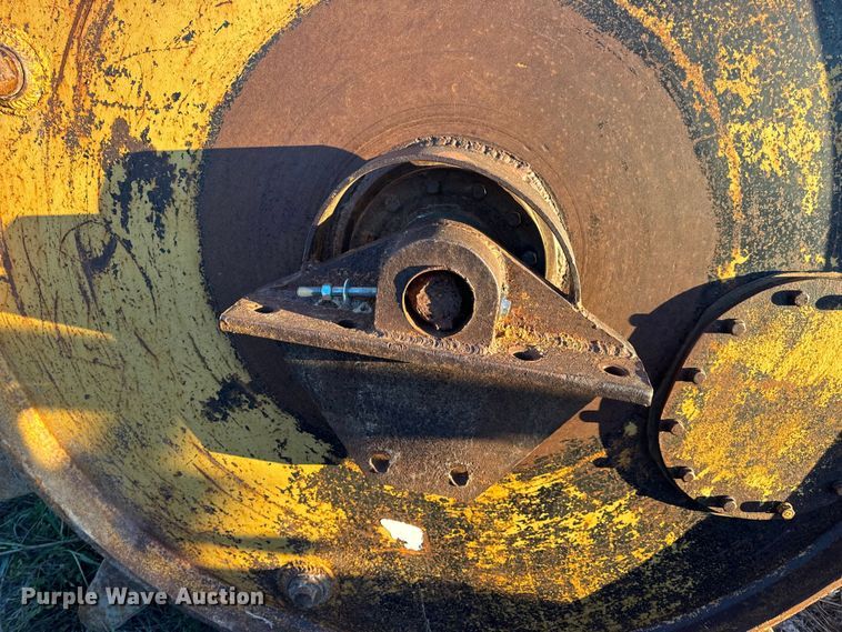 image for item DO2333 Sheepsfoot roller