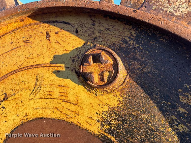 image for item DO2333 Sheepsfoot roller