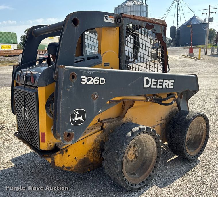 MINI CARGADOR SOBRE RUEDAS 2011 JOHN DEERE 326D