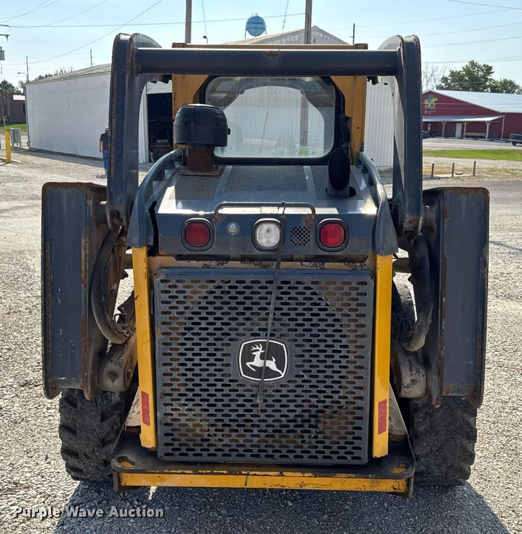 image for item DO2368 2011 John Deere 326D skid steer loader