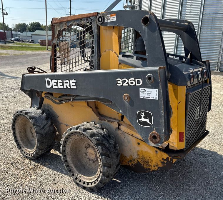 image for item DO2368 2011 John Deere 326D skid steer loader