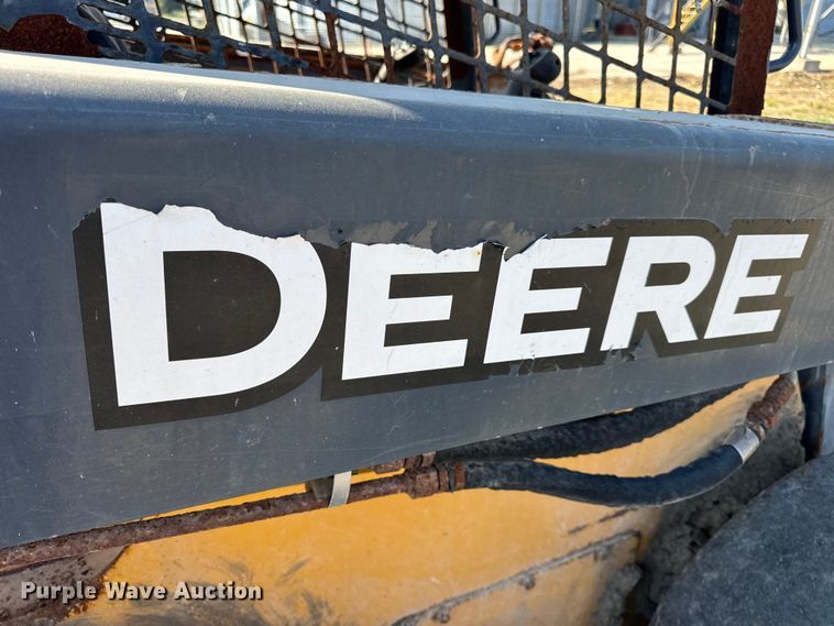 image for item DO2368 2011 John Deere 326D skid steer loader