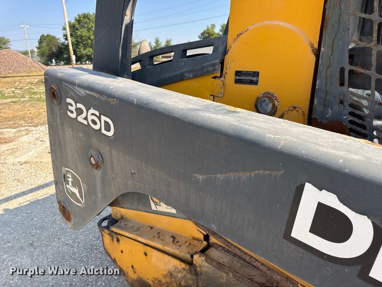 image for item DO2368 2011 John Deere 326D skid steer loader