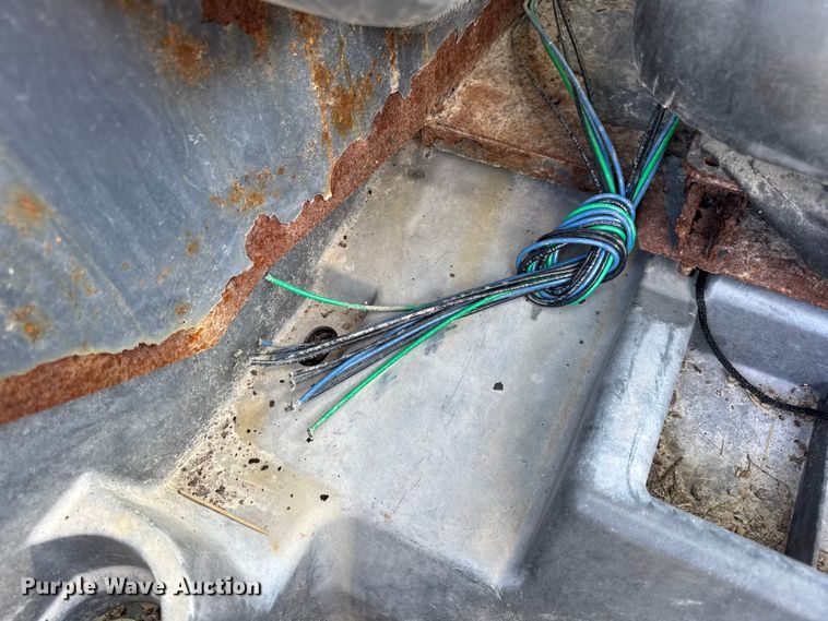 image for item DO2368 2011 John Deere 326D skid steer loader