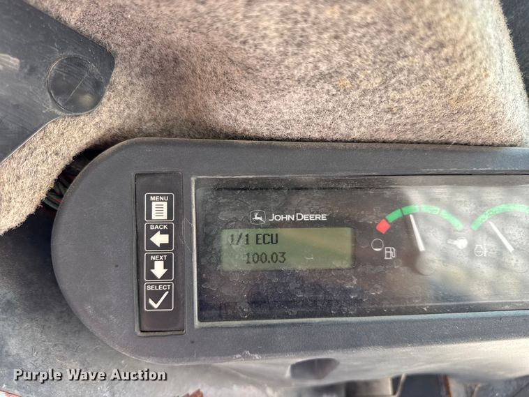 image for item DO2368 2011 John Deere 326D skid steer loader