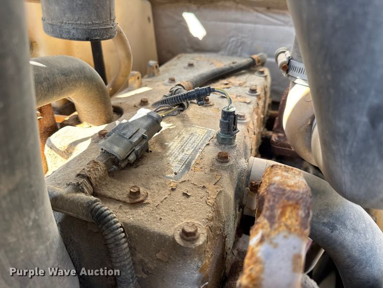 image for item DO2368 2011 John Deere 326D skid steer loader