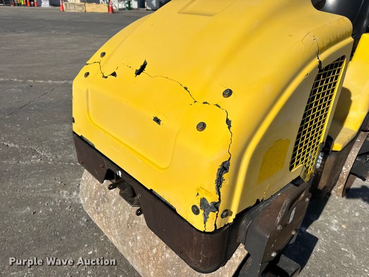 image for item DO2378 Wacker Neuson RD12A double drum vibratory roller