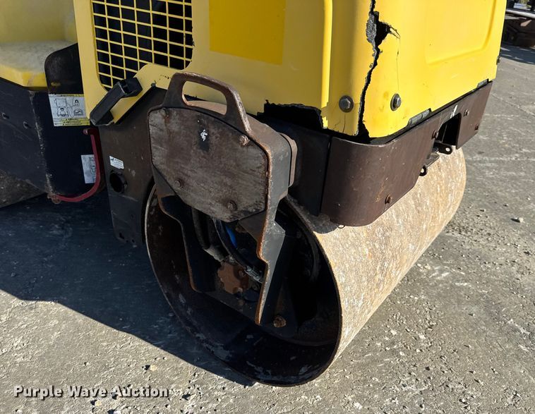 image for item DO2378 Wacker Neuson RD12A double drum vibratory roller