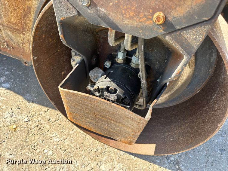 image for item DO2378 Wacker Neuson RD12A double drum vibratory roller