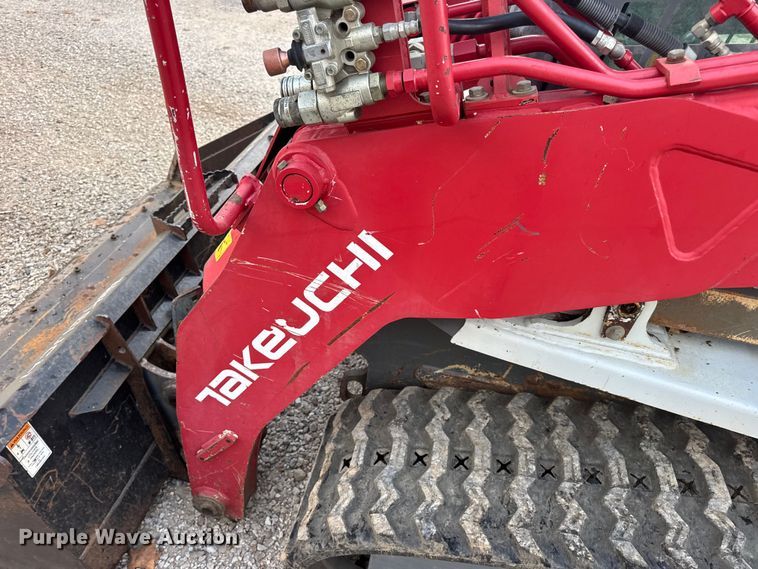 image for item DO2390 2017 Takeuchi TL10V2 tracked skid steer loader