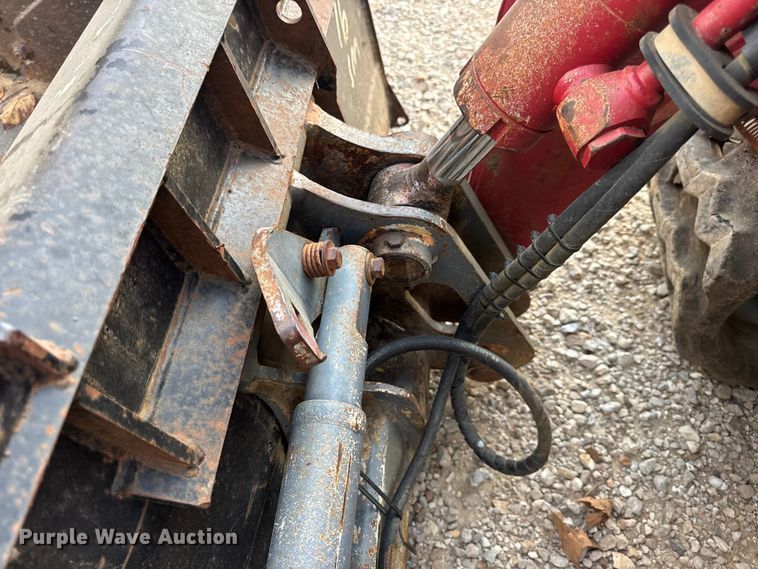 image for item DO2390 2017 Takeuchi TL10V2 tracked skid steer loader