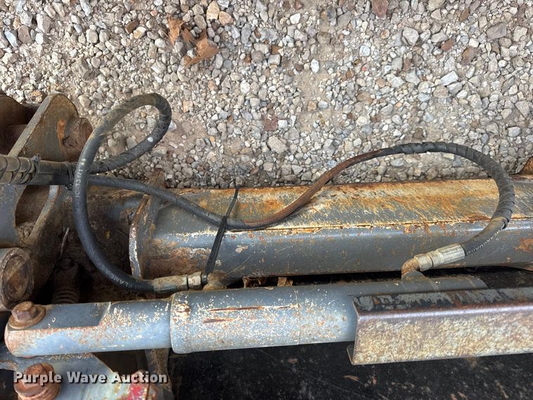 image for item DO2390 2017 Takeuchi TL10V2 tracked skid steer loader